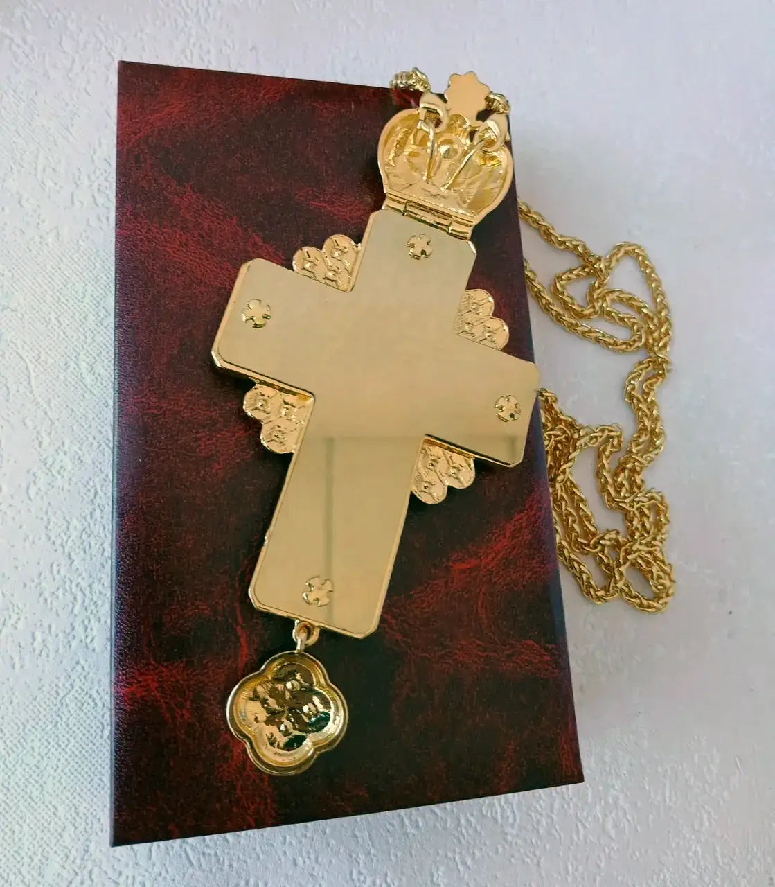 Award cross for priests, green with white stones
